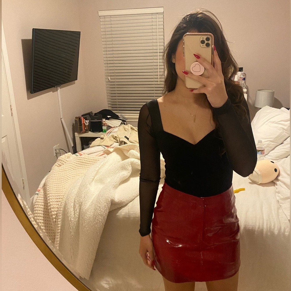 Meshki red skirt